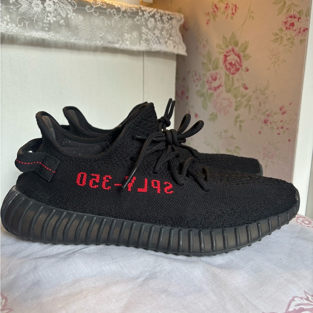 Yeezy Boost 350 V2 'Bred'